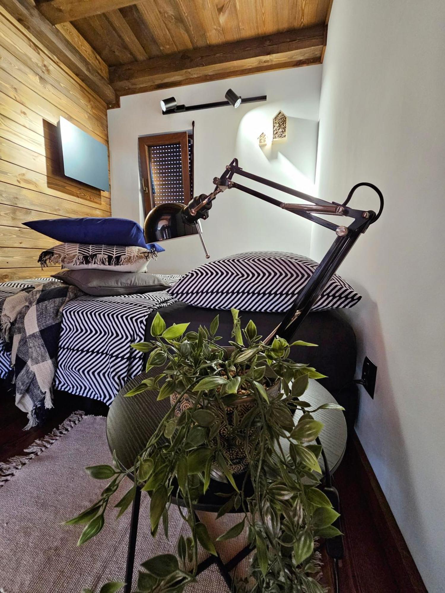 Stodola Miedzy Lasami - Roztocze Chalet
